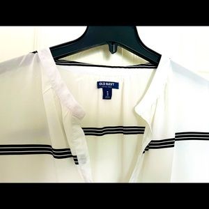 Old Navy 3/4 length Blk/White Stripe Blouse